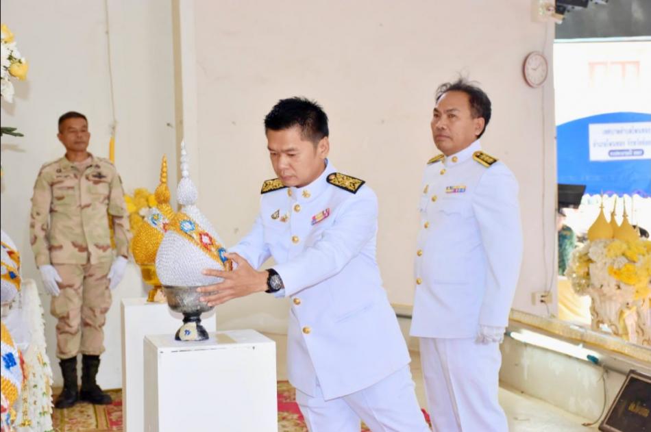 ๒๘  กรกฎาคม ๒๕๖๘ ทรงพระเจริญ นายจักรี  ตรีเมฆ นายกองค์การบริหารส่วนตำบลวังสามัคคี ข้าราชการพนักงาน ตำบลวังสามัคคี ร่วมในพิธีถวายเครื่องราชสักการะ และวางพานพุ่ม และจุดเทียนถวายพระพรชัยมงคล เนื่องในโอกาสวันเฉลิมพระชนมพรรษาพระบาทสมเด็จพระเจ้าอยู่หัว ๒๘ กรกฏาคม ๒๕๖๘ ณ หอประชุมอำเภอโพนทอง  จังหวัดร้อยเอ็ด